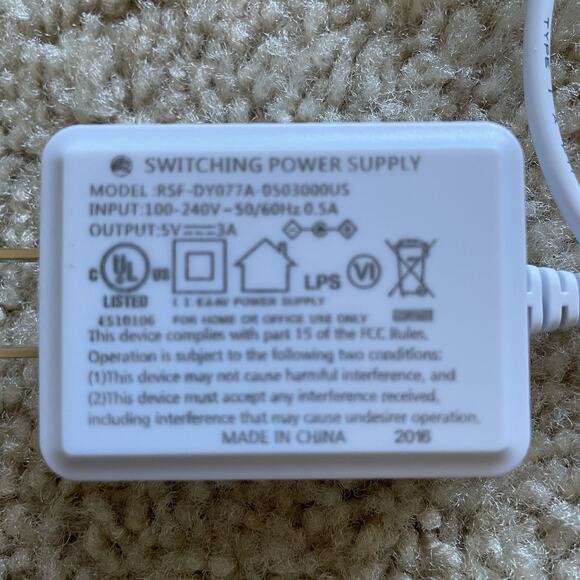 PhoneSoap UV-C Sanitizer Model 500-8 - Picture 7 of 10